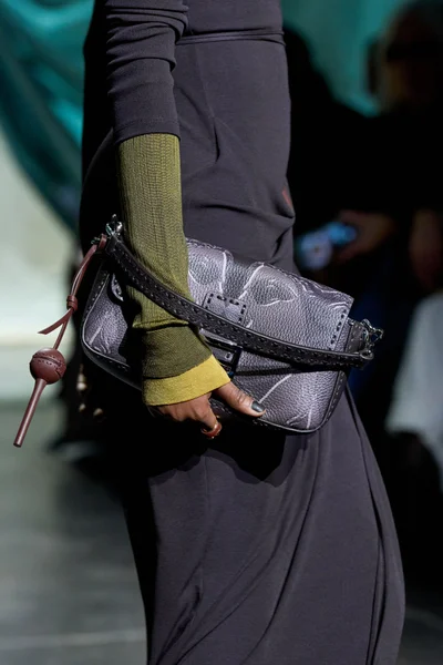 Look 87